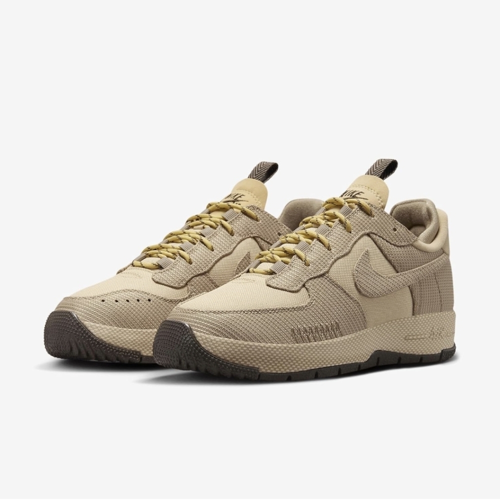Nike AIR AIR FORCE 1 WILD Beige NWB